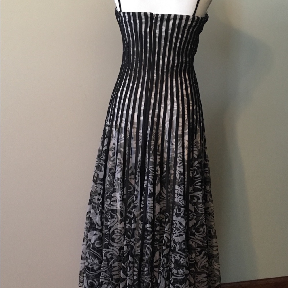 Cache’ Formal dress FINAL OFFER! - Picture 5 of 5